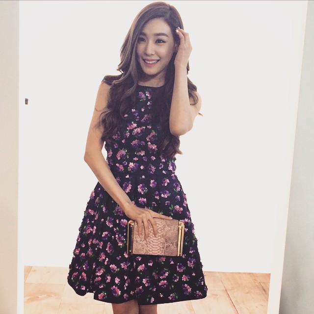 [PIC][18-02-2015]Tiffany tham dự Tuần Lễ Thời Trang NYC "MICHAEL KORS Fall 2015 Runway Show" vào hôm nay B-IrmchCUAAf9qV