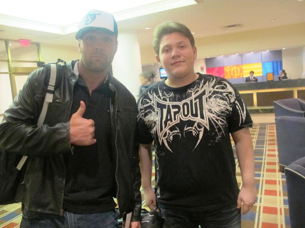 Mfe666s's tweet photo. #DeanAmbrose
#AmbroseTime
#Fan http://t.co/OhvMSoHfwf