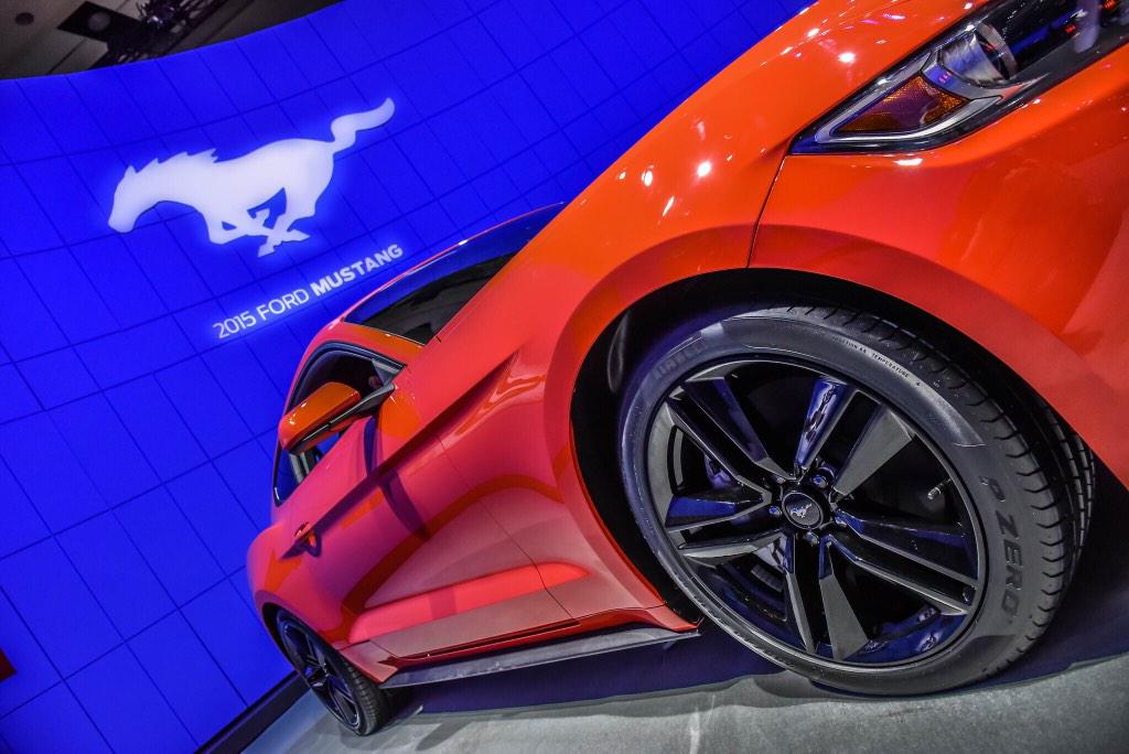 psutherlandpics's tweet photo. Maybe my next car 2016 Mustang @autoshowcanada @FordCanada #Ford #CIAS2015 #LIFEisinMOTION #Mustang #exactone http://t.co/25YWGmItJ9
