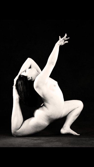 Some nude yoga shots:) #yoga #flexible #ass #nude @AngryMidgetFilm @KnotyArtist http://t.co/boCs7Cg8<a href="/tag/yoga"class="tags">#yoga</a><a href="/tag/flexible"class="tags">#flexible</a><a href="/tag/ass"class="tags">#ass</a><a href="/tag/nude"class="tags">#nude</a>