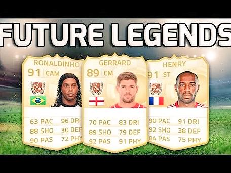 helpfut151's tweet image. Best three football players in history retweet if you agree