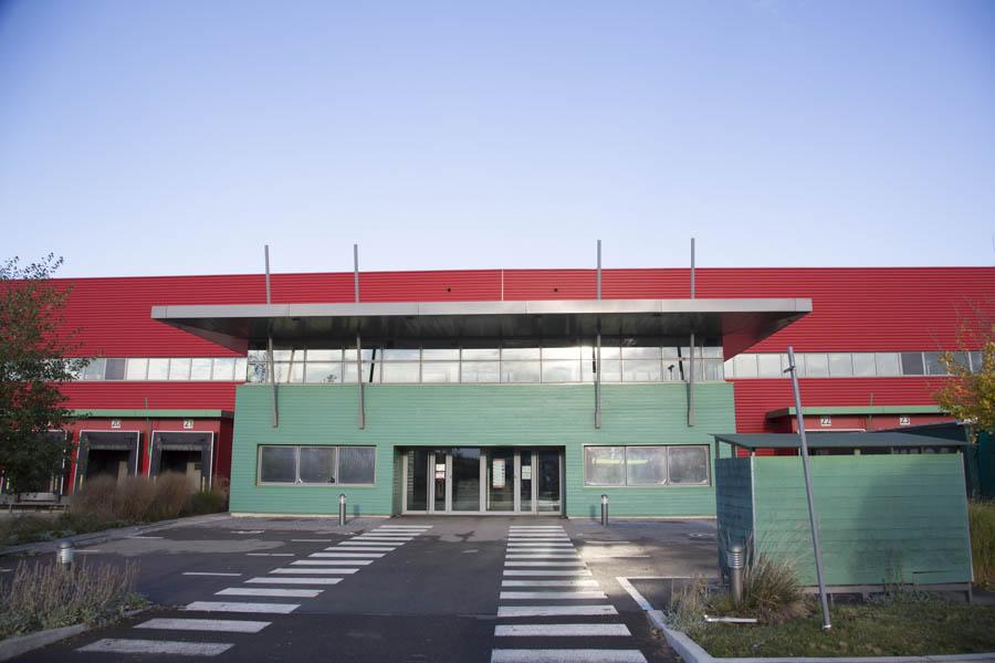 Logins_EA's tweet photo. En 2013, Log'ins emménage dans de nouveaux locaux !
http://t.co/cp9TeuZl8f http://t.co/3uj5oBrgSr