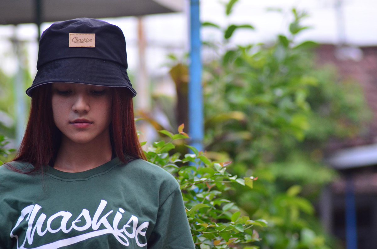 Bucket Hat Black | IDR 85K
Order SMS 083834788648 | 31F73991
