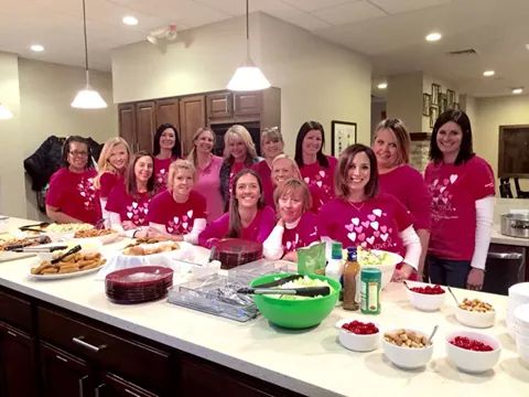 OstmannExplorer's tweet photo. Ostmann staff cooked up some love on Valentines Day by helping families at the Ronald McDonald House http://t.co/LGJb9YNHbS