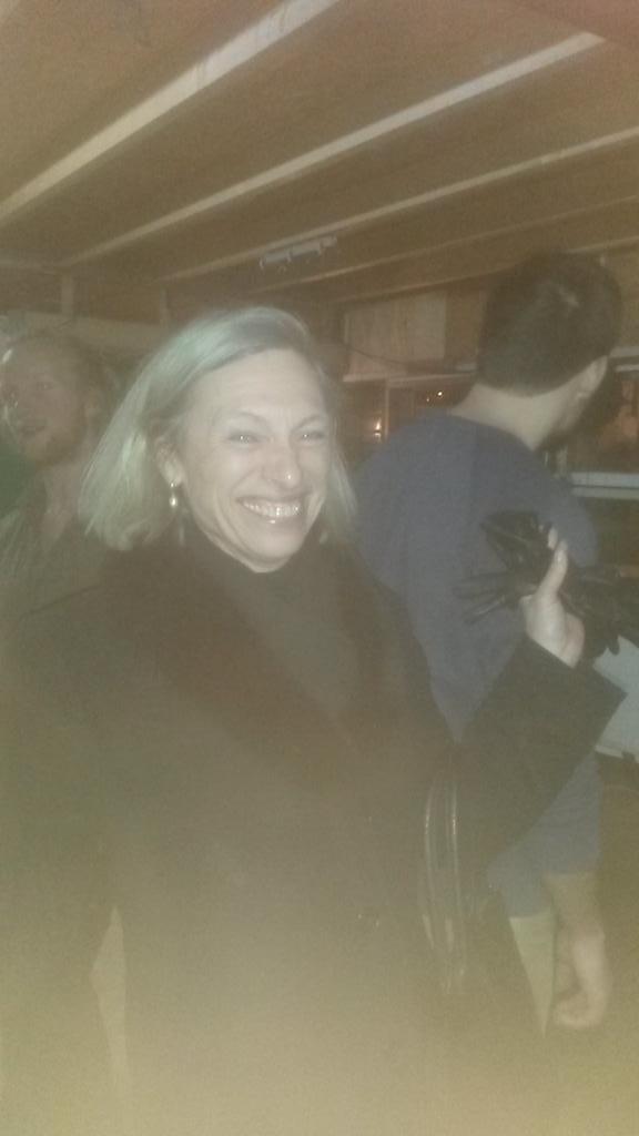 Hele dag meegewerkt <a href="/loesvader/">Loes Vader</a> vd <a href="/hanze/">Hanze</a>  wordt vast een mooi stuk over <a href="/TheFreeCafe/">TheFreeCaféGroningen</a>