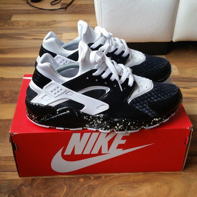 custom black huaraches