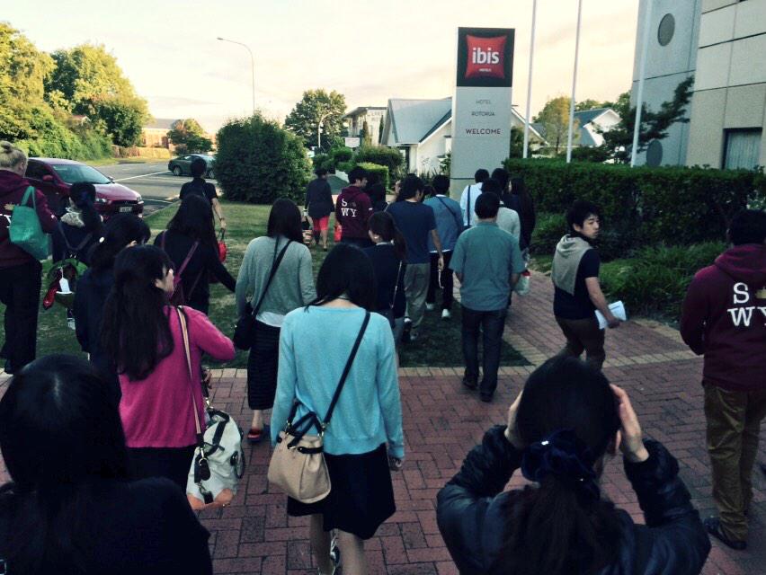 swynz's tweet photo. Morning exodus to visit the Rotorua District Mayor Hon Steve Chadwick JP #swy27 http://t.co/94K2HnYDLW