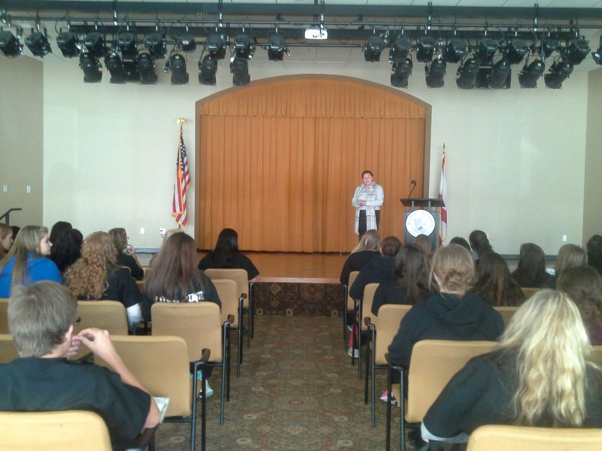 JWMHS's tweet photo. Our #MustangAMA visited Keiser U in Tampa today! Checkout the things they learned! #MustangLearning http://t.co/s12guNw75L