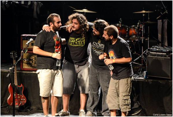 .            D L G P tweet media