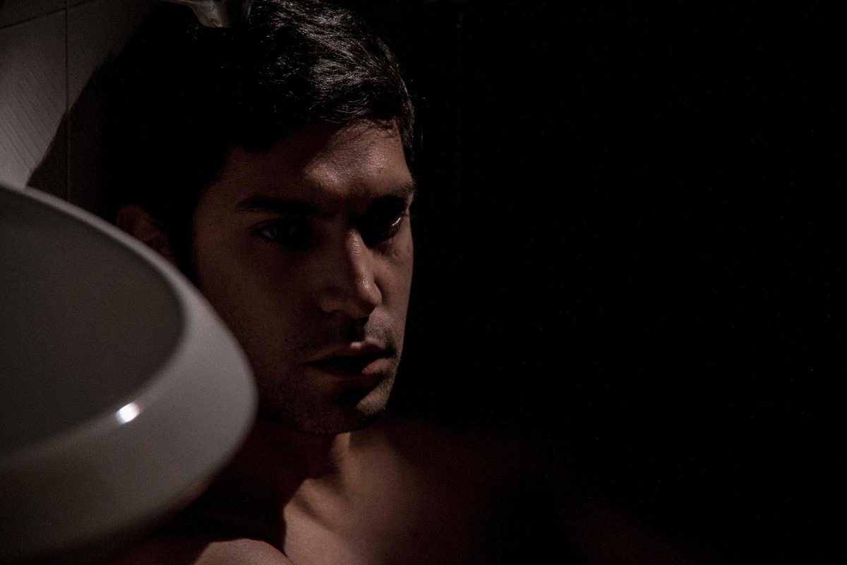 paravan2015's tweet photo. Arastoo Khoshrazm in a scene in the short film "Paravan" directed by Navid Nikkhah Azad http://t.co/Y7SH3MzkGO