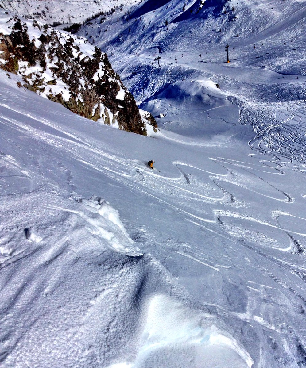 ExtremelyCdn's tweet image. Don&apos;t go to Thuile they said, there&apos;s no snow there. It&apos;s flat.... Looks good to me! How &apos;bout u?  #excan #mattrocks