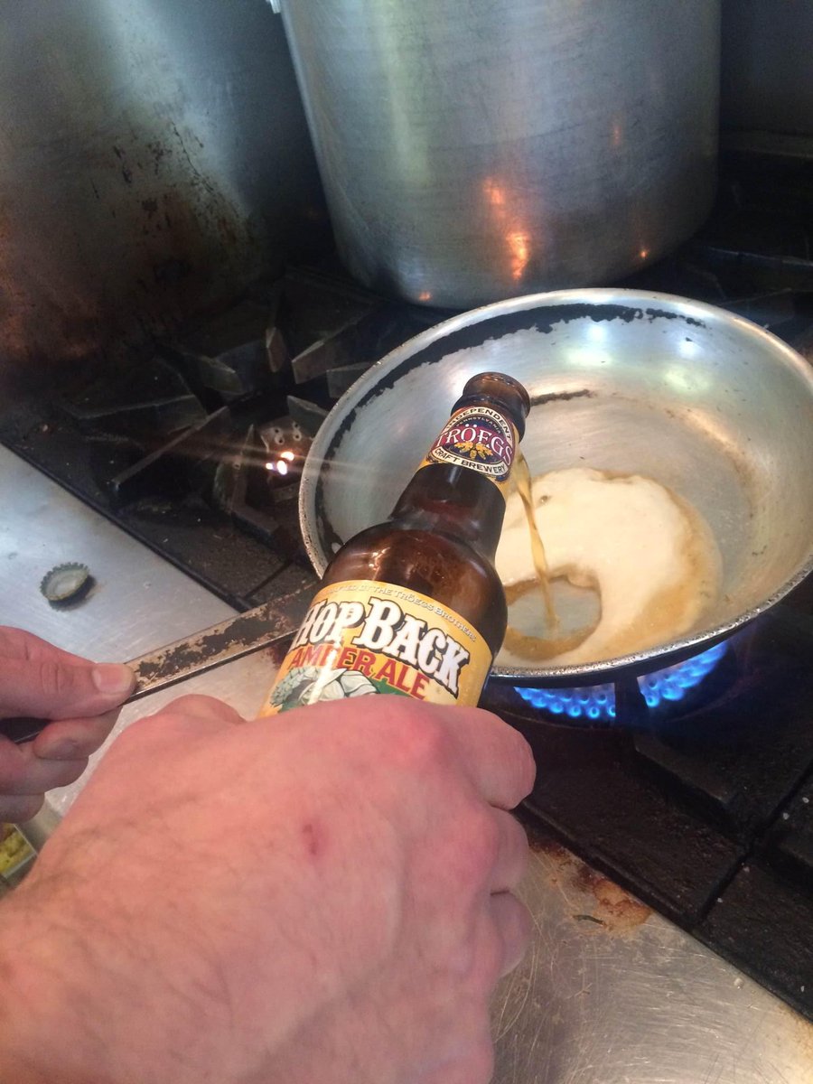 Chef Christian prepares one of the main courses w/ #Hopback Amber tonight <a href="/MattsFishCamp_/">Matt's Fish Camp</a> More pics to follow!