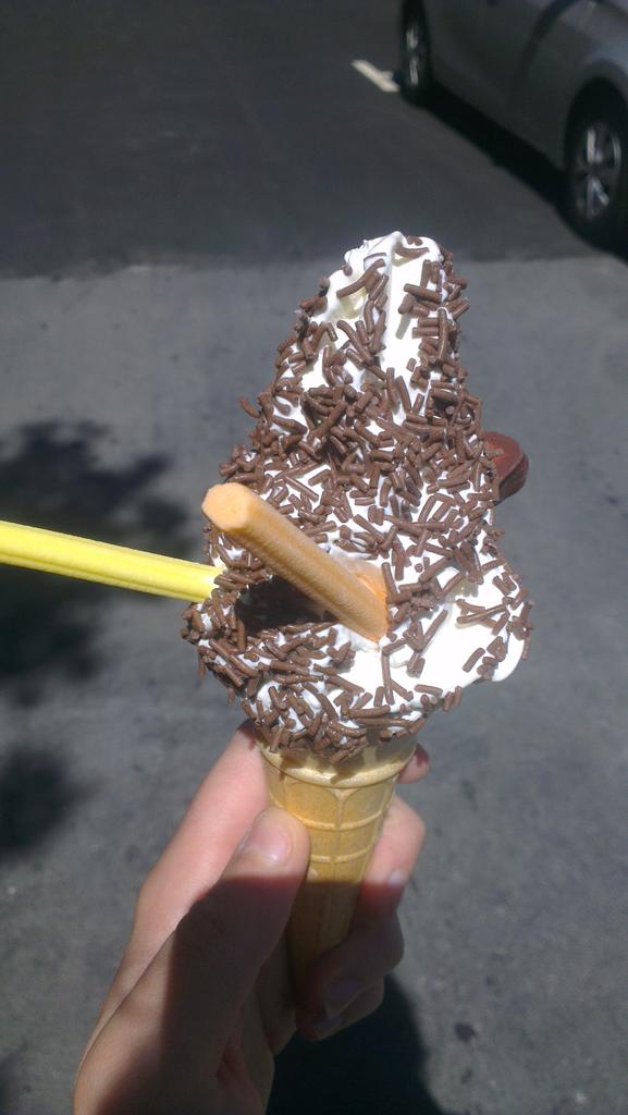 AimeeJ89's tweet photo. Yay free ice cream! Thanks @TradeMe http://t.co/uKjIHg5RdS