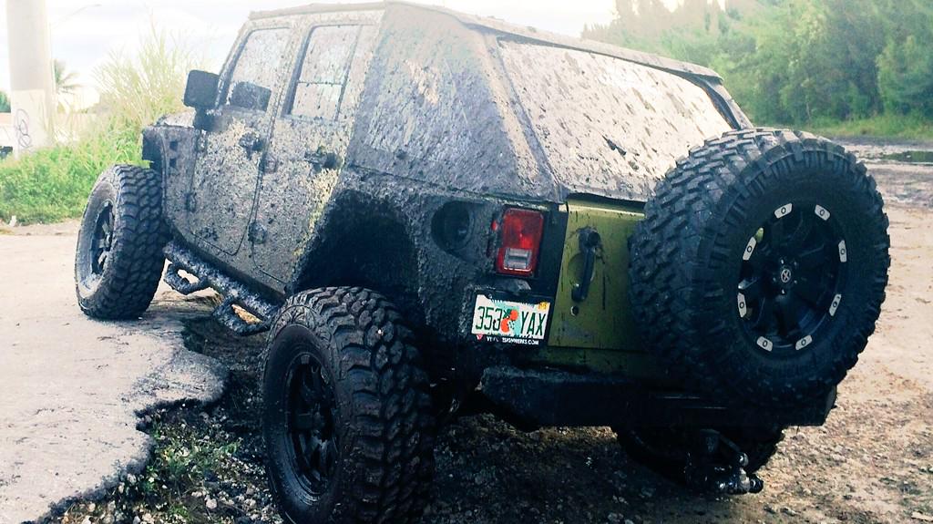 nickmikepete35's tweet image. WCW. #straightflexin #mudonthetires