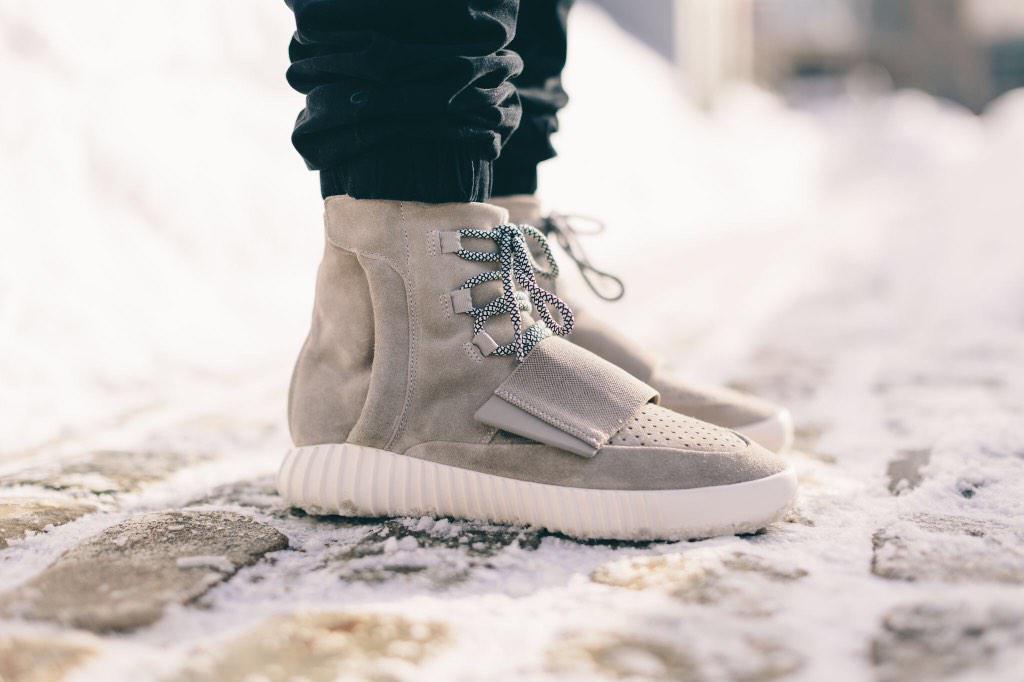 yeezy 750 og on feet