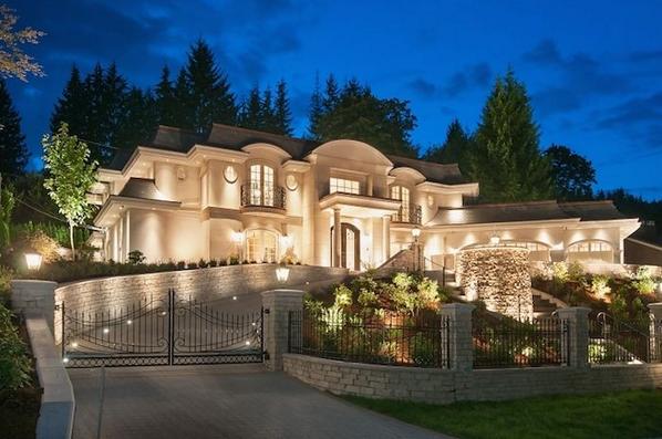 AidaRaesa's tweet photo. Yang ini saya yes RT"@LUXURYPlCTURES: Wow http://t.co/VrcwwzUHJ4"