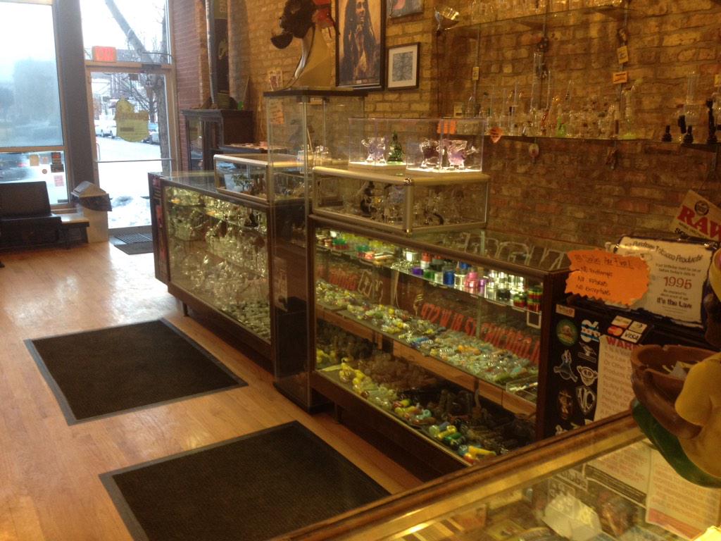 Work #chicago #pilsen #smokingbuddha