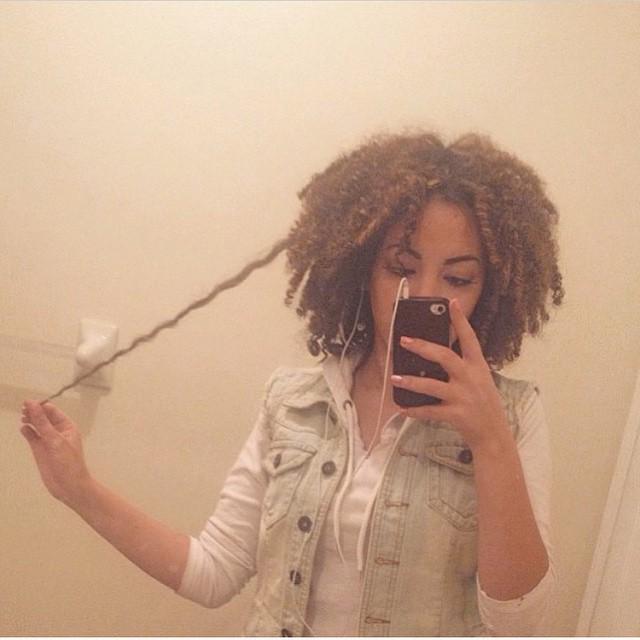 HeyNaturalHair's tweet photo. Hey maimarie_! #shrinkage http://t.co/nvZVzK8CEb
