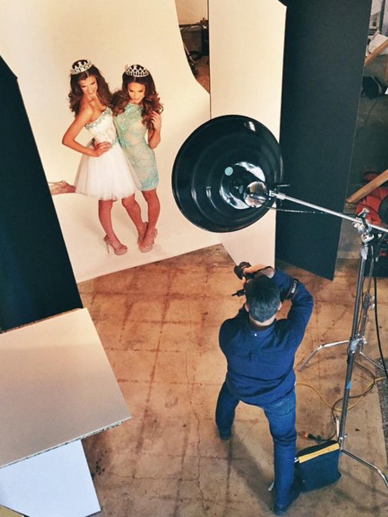 kirbylindley's tweet image. “@ligiaKTMD: Thank you @selectstudios  official #MissHouston #Sponsor http://t.co/ki8z7bpThU” 💜💜