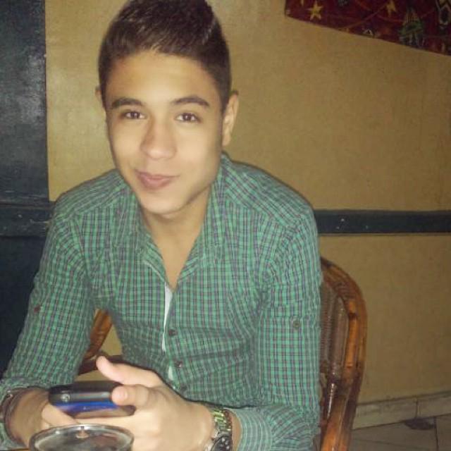 HimaMano1's tweet photo. #3alahwa http://t.co/9Uu7RTMcKF