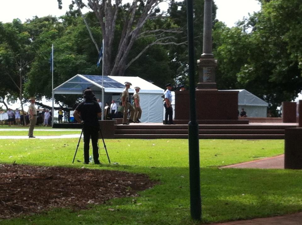 LubisYandra's tweet photo. Darwin bombing darwin http://t.co/l4ApoVdymt
