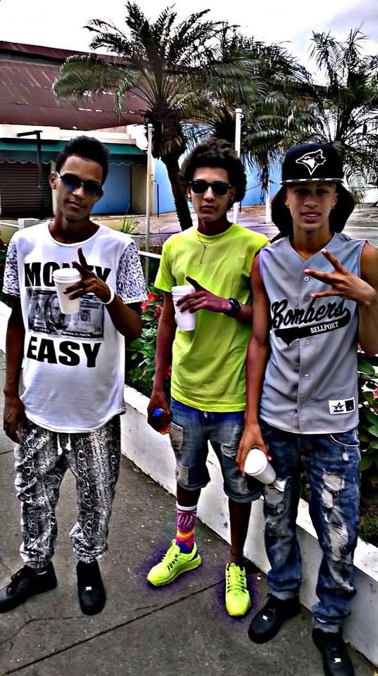SoyBryan_'s tweet photo. 👉Bryan
👉Yostin
👉Miguel

¿FAV? http://t.co/hzFugVx8pM