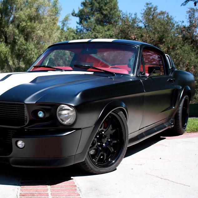 EverythingArma3's tweet photo. Mustang ⚪️⚫️ http://t.co/bEY2sAnk5u