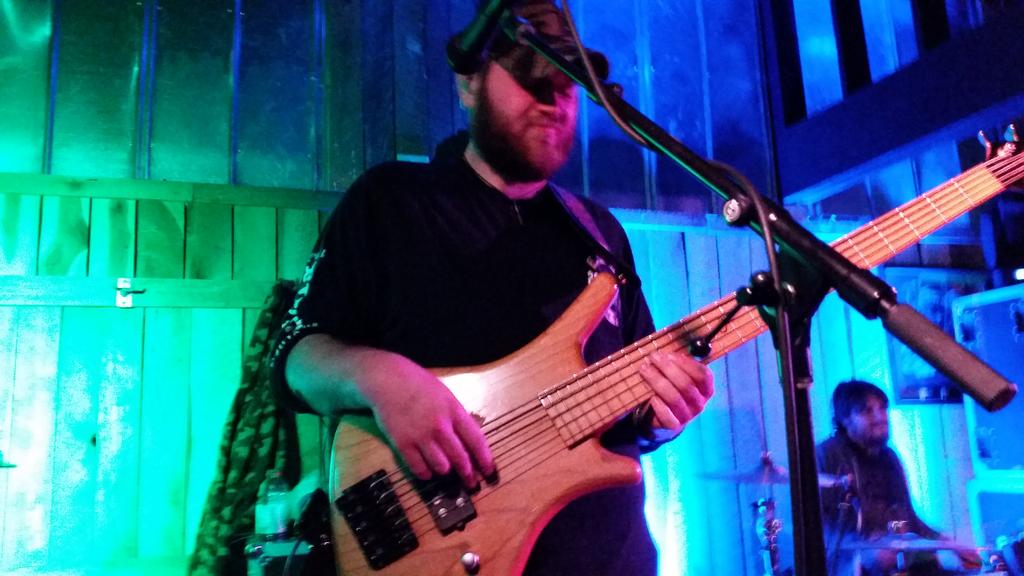 massagebypam's tweet photo. @DavissonBroBand grumpys #davissonbros http://t.co/SRyl4howzC