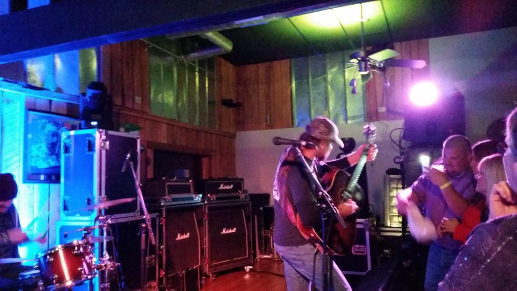 massagebypam's tweet photo. @DavissonBroBand grumpys #davissonbros http://t.co/SRyl4howzC