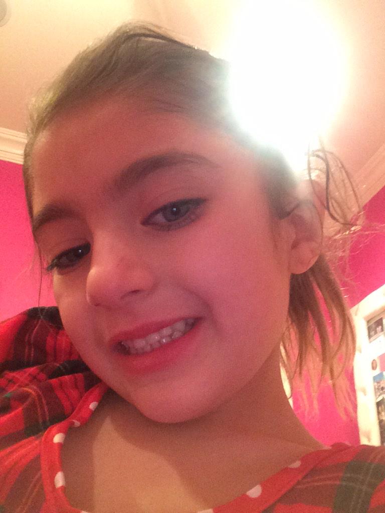 Gia Giudice on Twitter: "the selfies my sis takes on my ... - 768 x 1024 jpeg 87kB