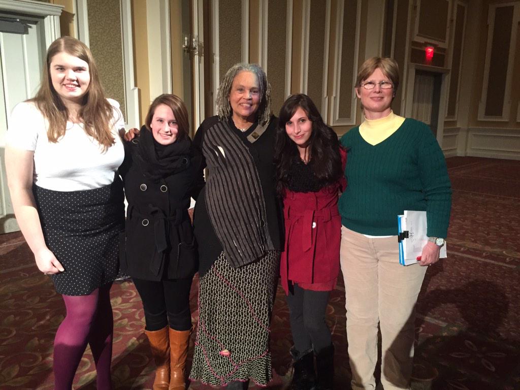 OUSPJ's tweet photo. Congrats @CharlayneHG on receiving the #CarrVanAnda award from @scrippsjschool tonight! It was great to meet you! http://t.co/niXaxpPYTH
