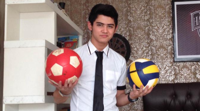 alyplivers's tweet photo. selamat pagi alicious ;)@alyplivers http://t.co/HnILLeas12