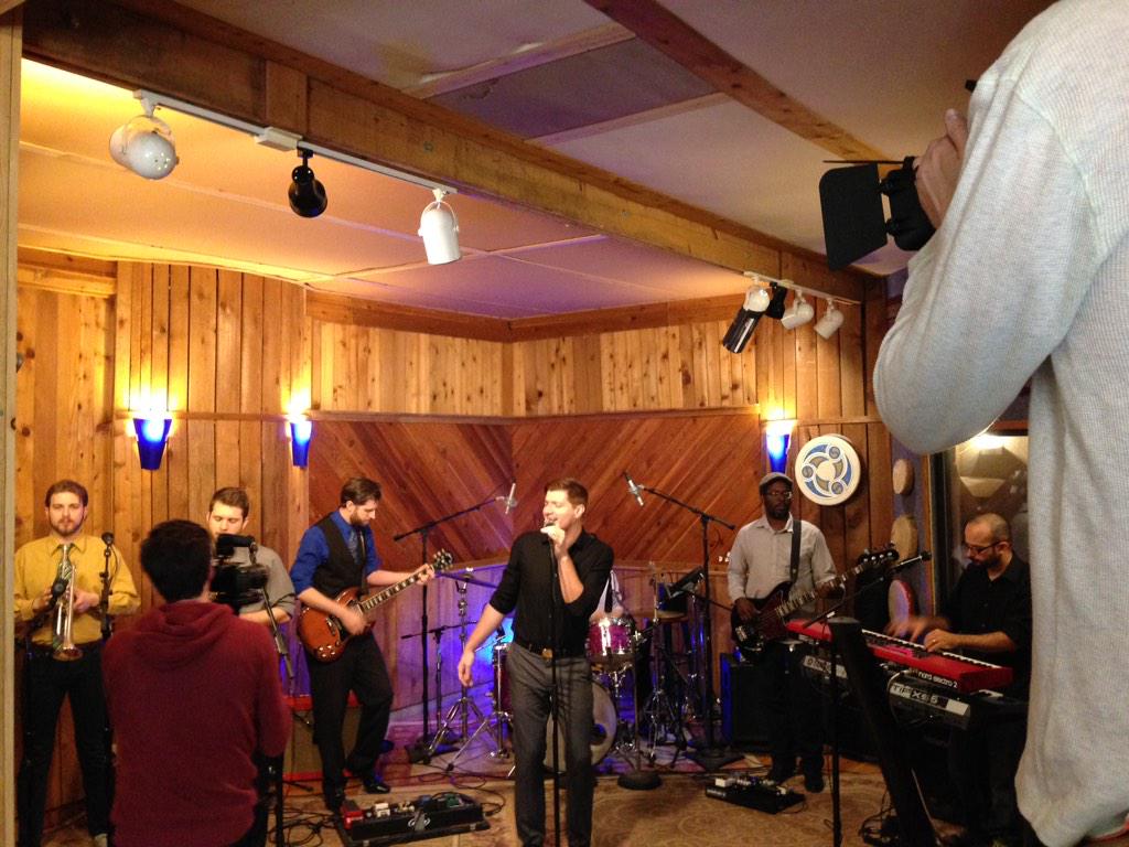 BackstageAve's tweet photo. In #AustinTX filming for #Season2 of #BackstageAve. Today we hooked up with @Soultrackmind who killed it! #teaser http://t.co/QxOFh3Yfa1