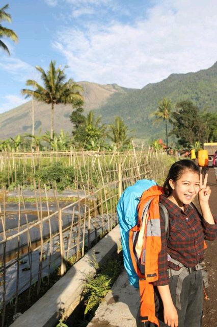 Terus jelajah indonesia !