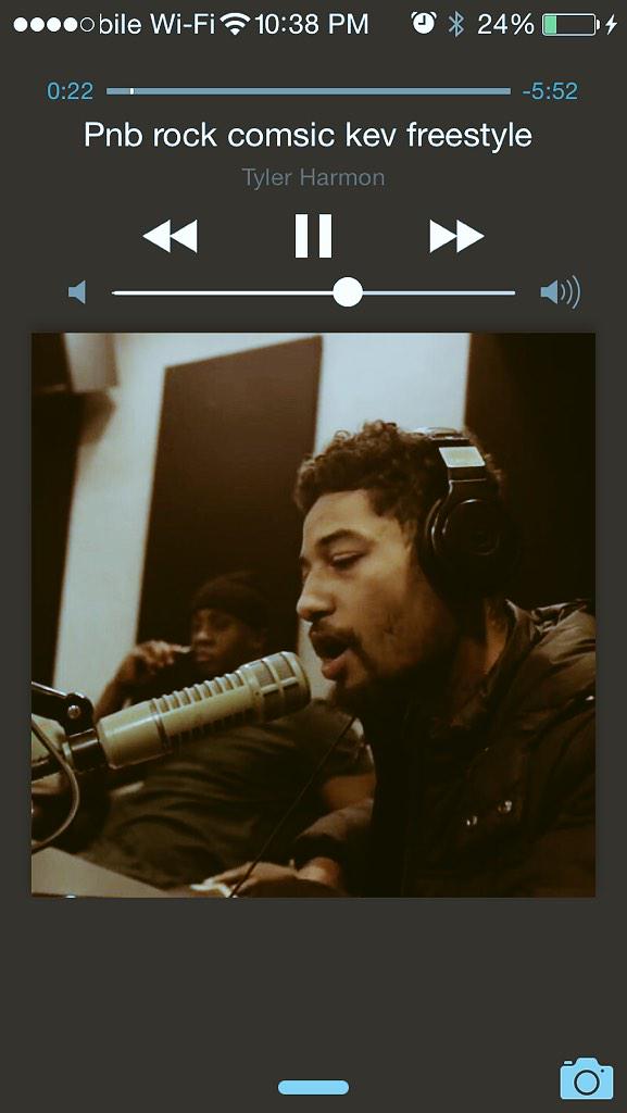 hasbrickz215's tweet photo. This my Biggs @PnB_Rock http://t.co/tfXsITQNks