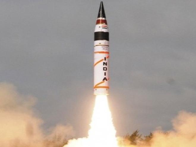 news24tvchannel's tweet photo. पृथ्वी-2 मिसाइल का सफल ... - http://t.co/7Nyqjvk75I #India #OdishaCoast #PrithviIIMissile #SuccessfullyTests http://t.co/VTJ2VJ46Qw