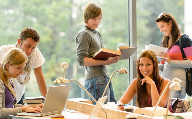 Mahasiswa Kura-Kura Lebih Eksis #ExperienceTheZone okz.me/Shwp