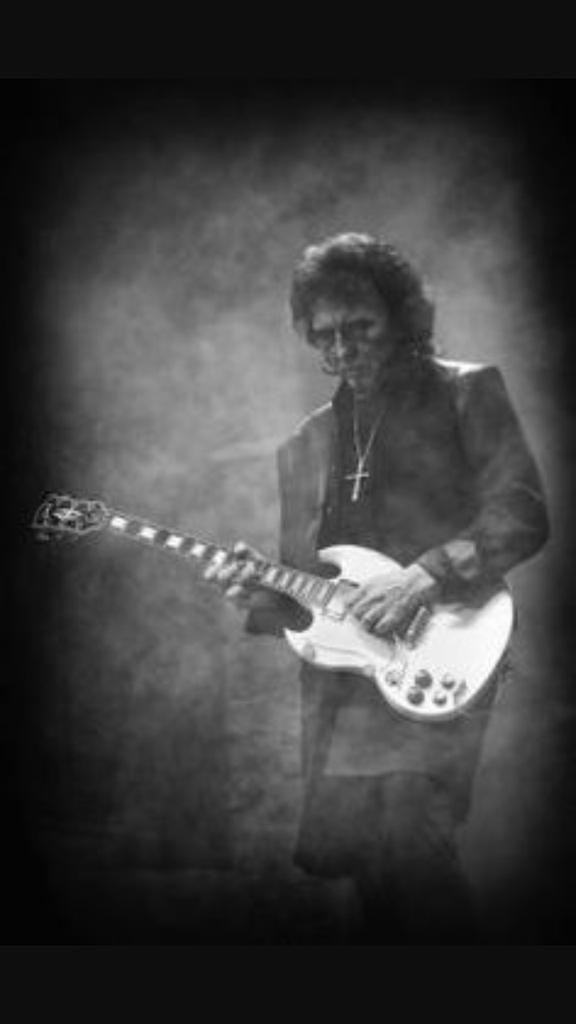 Happy Birthday Tony Iommi 
