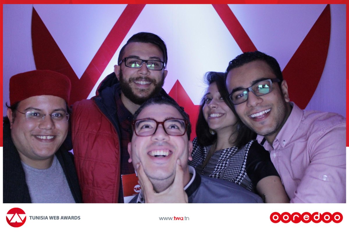 Harhour_L's tweet photo. cc :D @sana_srairi "@ooredootn: @Harhour_L @wildtunis et sa chéchia devant l'objectif de la Sharingbox des #TWA2014 http://t.co/J9MmlWdiCi"