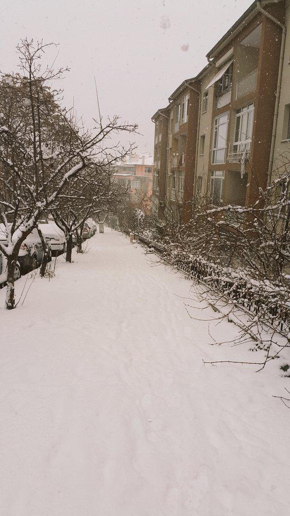 Ayak izleri hâlâ soğuk. Fazla uzağa gitmiş olamazlar. #Ankara