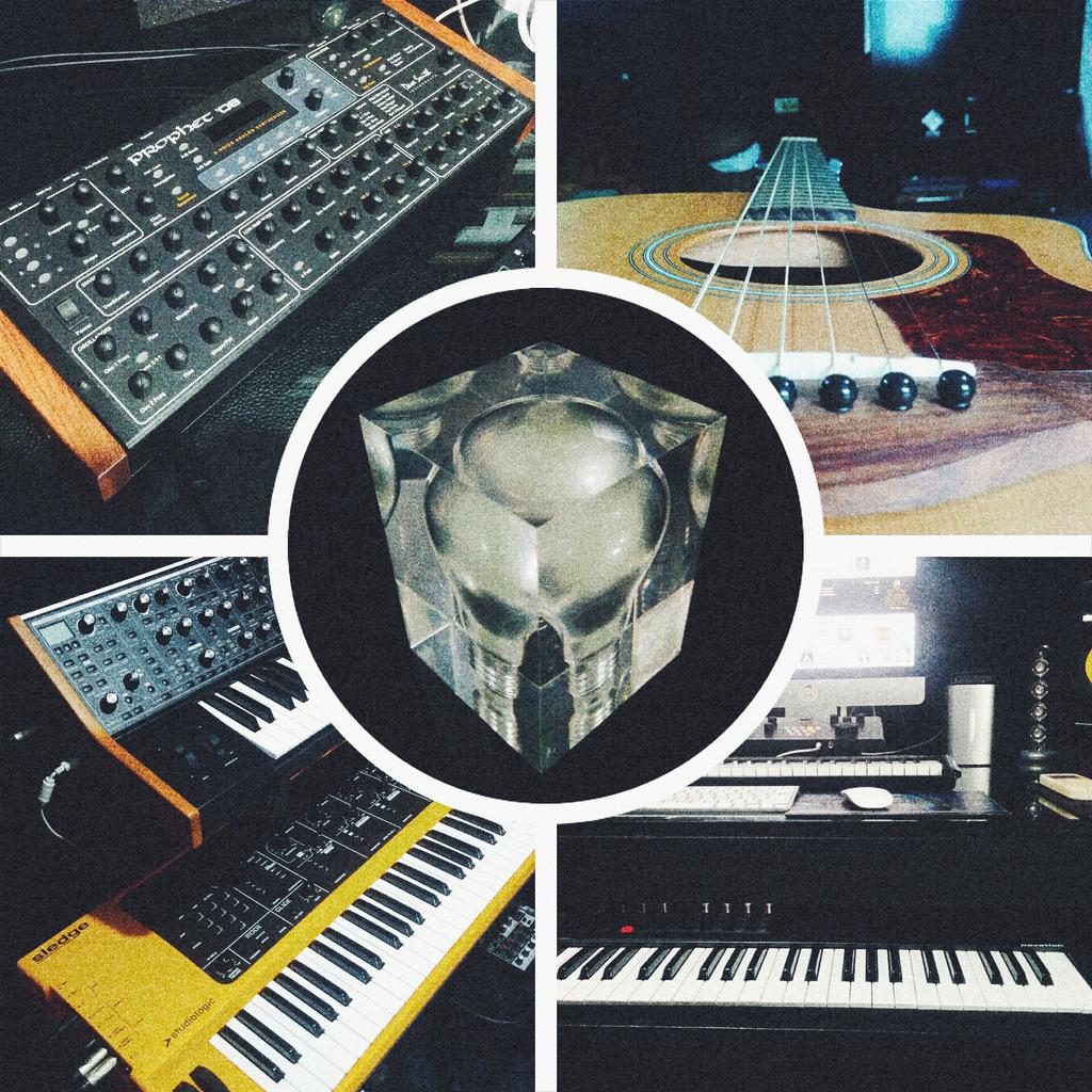 Msteffiano's tweet image. Today's workshop.
#sequential #prophet8 #dsi #moog #sub37 #studiologic #sledge #novation #korg #taylor