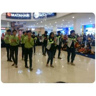 Ini TUSCHO .HMMMM udah jarang latihan mereka disanggar huhu