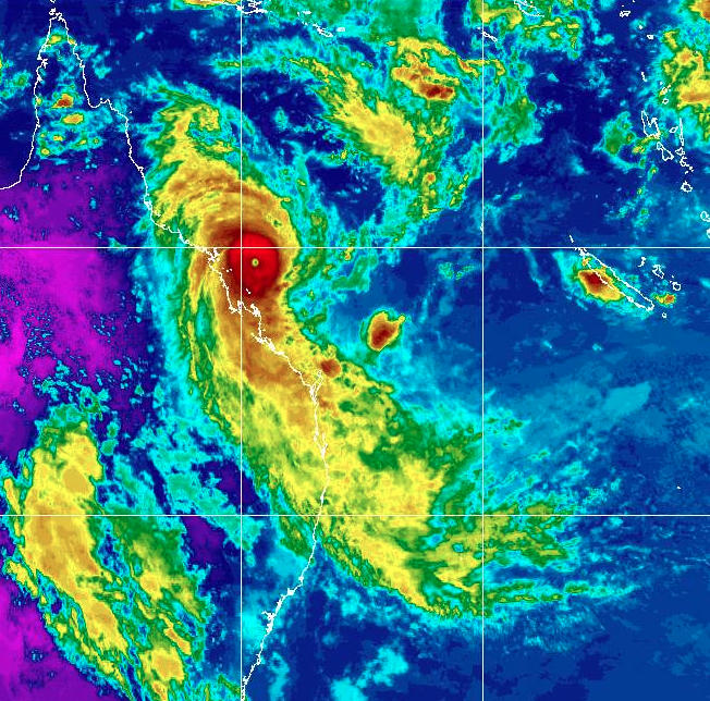 Australia preparing for Cat 5 landfall from #Marcia, follow <a href="/bom_qld/">Bureau of Meteorology, Queensland</a> &amp; @abcnews_qld. Latest: bom.gov.au/products/IDQ65…