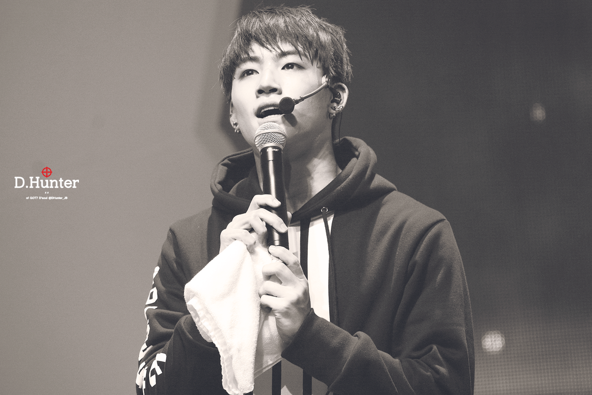 DHunter_JB's tweet photo. 새해 복 많이 받으세요!!!!!!!!!!!!! @Def_soul_JB #갓세븐 #GOT7 #JB #임재범 #제이비 http://t.co/DuBc8IE5RC