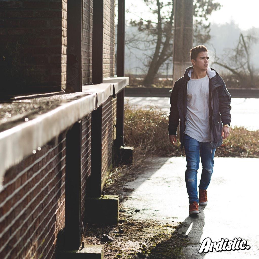 DJArdistic's tweet photo. #ardistic || photo by #maxkneefel @Maxkneefel http://t.co/VQbg7Cgoz6
