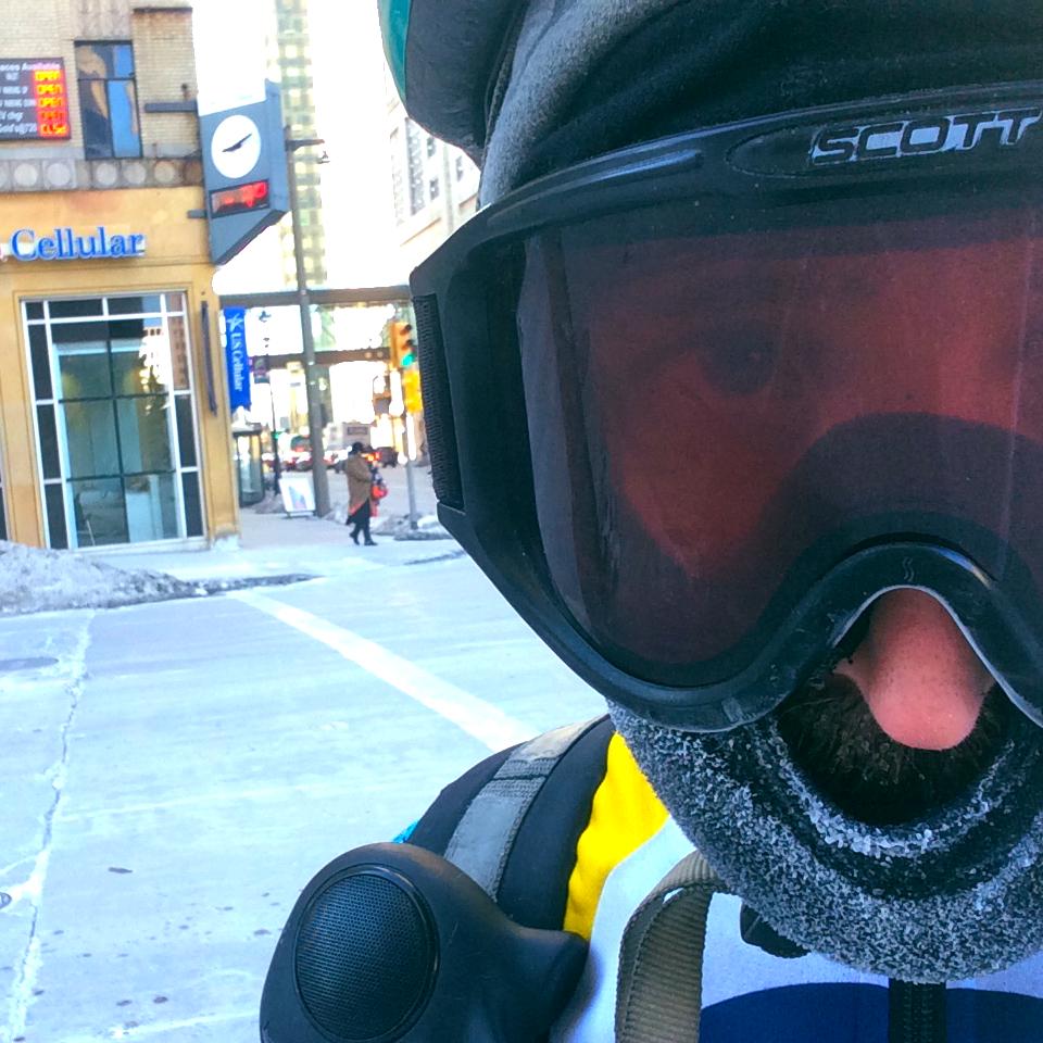 littletinyfish's tweet photo. -3F! #wiwx #bikemke #bikewinter #shitscold http://t.co/UTPQ5drEan