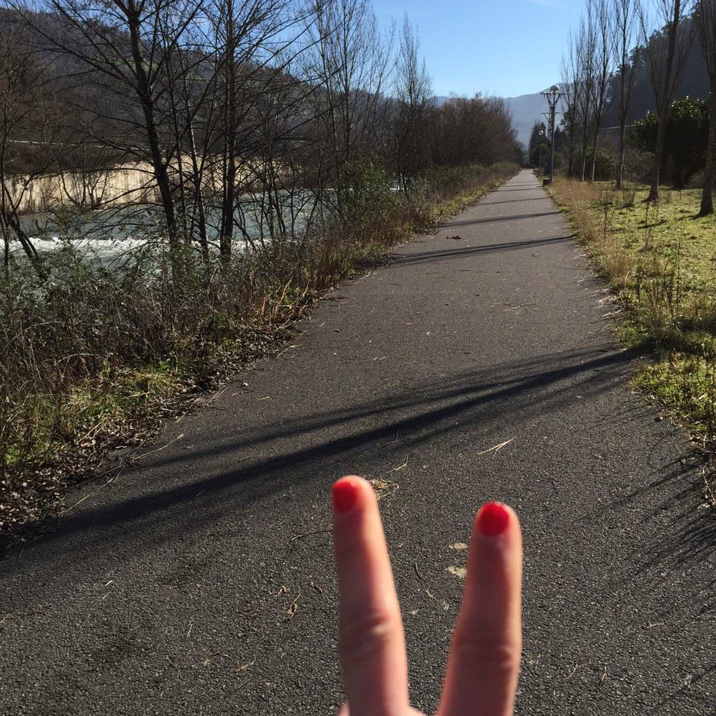 silviansu's tweet photo. @aluscg tendrias que estar conmigo de running 🏃🏃🏃 te la dedico porque silvians❤️U pese a la distanciens http://t.co/D4QkatR8r3