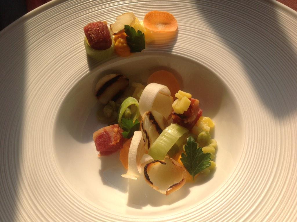 Diekhuus's tweet photo. 3 courses  € 29.50 without drinks
Startend at the 5 of match till the 15 of march
Make jour reservatie now http://t.co/4xJUbh2SaG