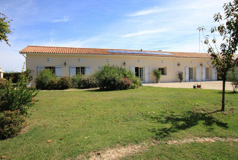 UzsToveem's tweet image. 17270 #Cercoux #House - For Sale globimmo.net/en/for-sale/ho…