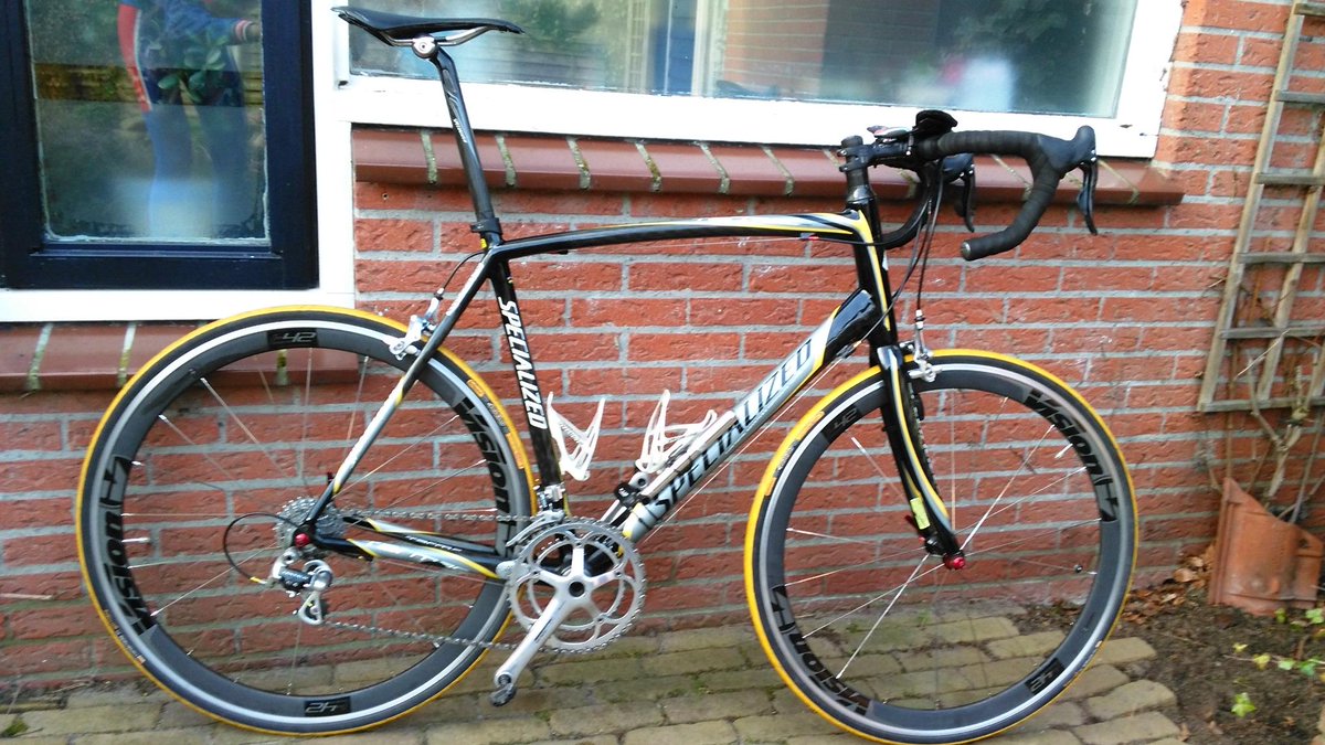 today I whent out for a ride with my new Vision Trimax T42 Wheels 